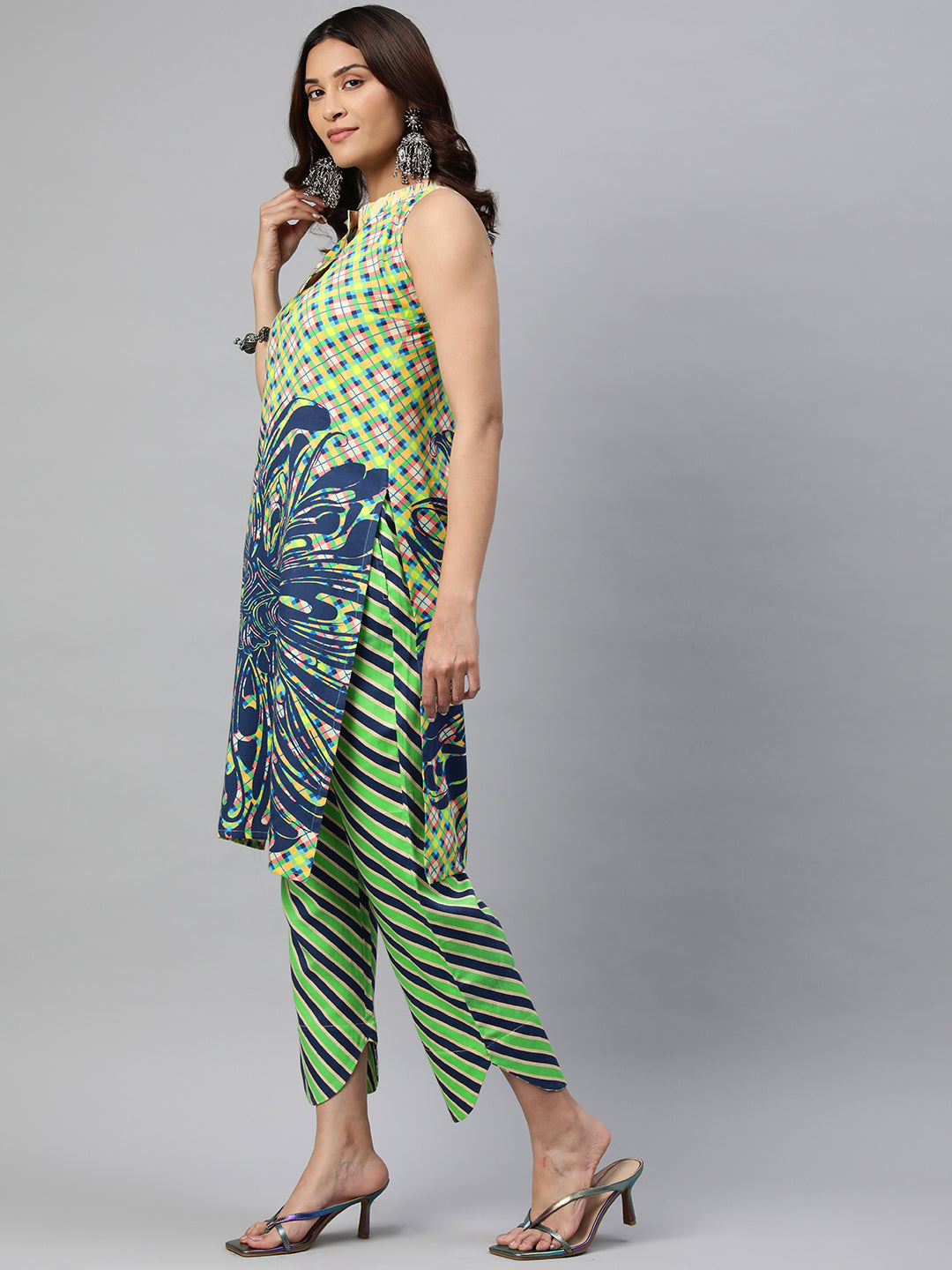 Green Color Floral Printed Pure Cotton Kurta Set