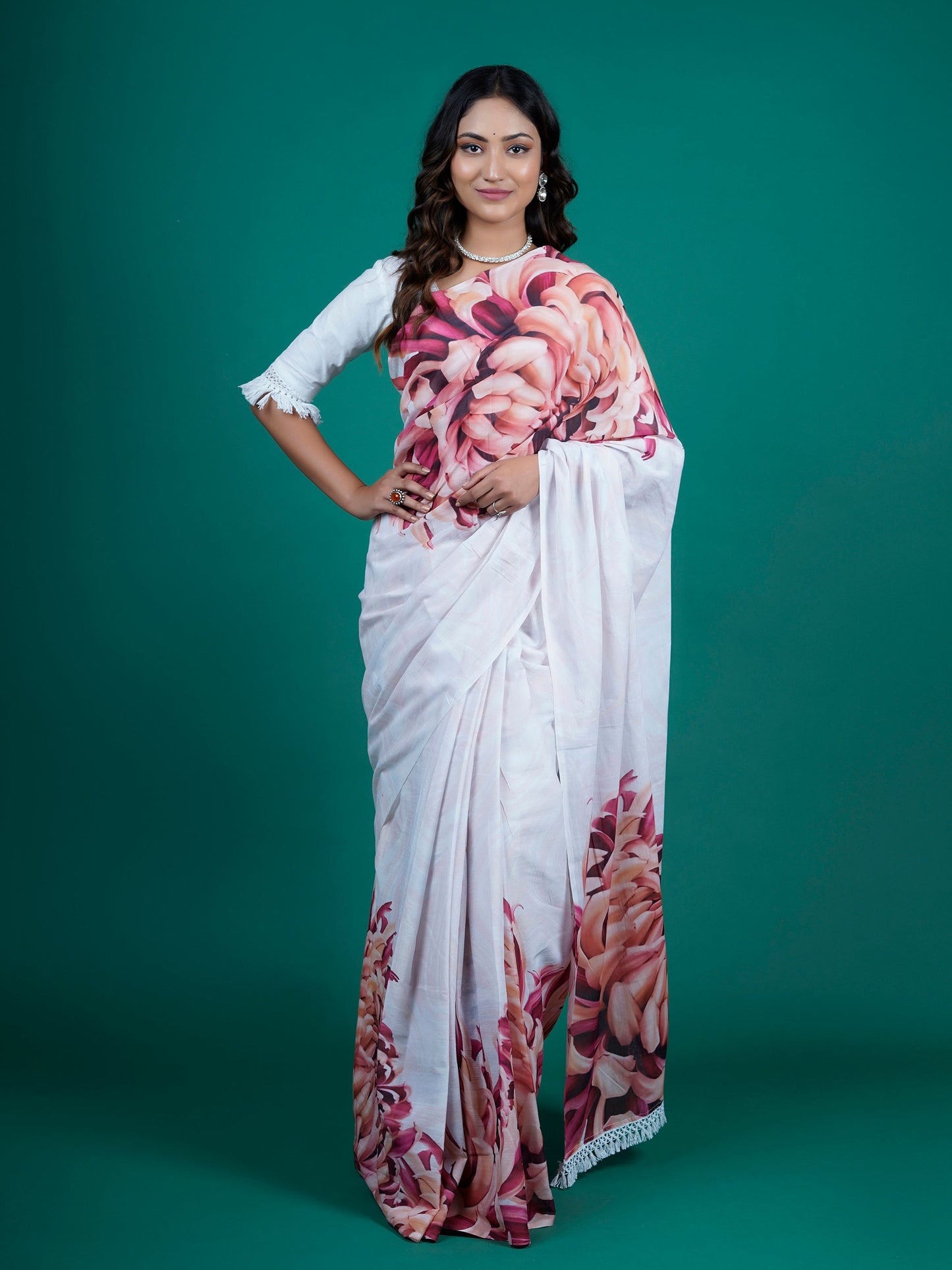 Buta Buti White Color Floral Printed Pure Cotton Saree With Unstitched Blouse And lace