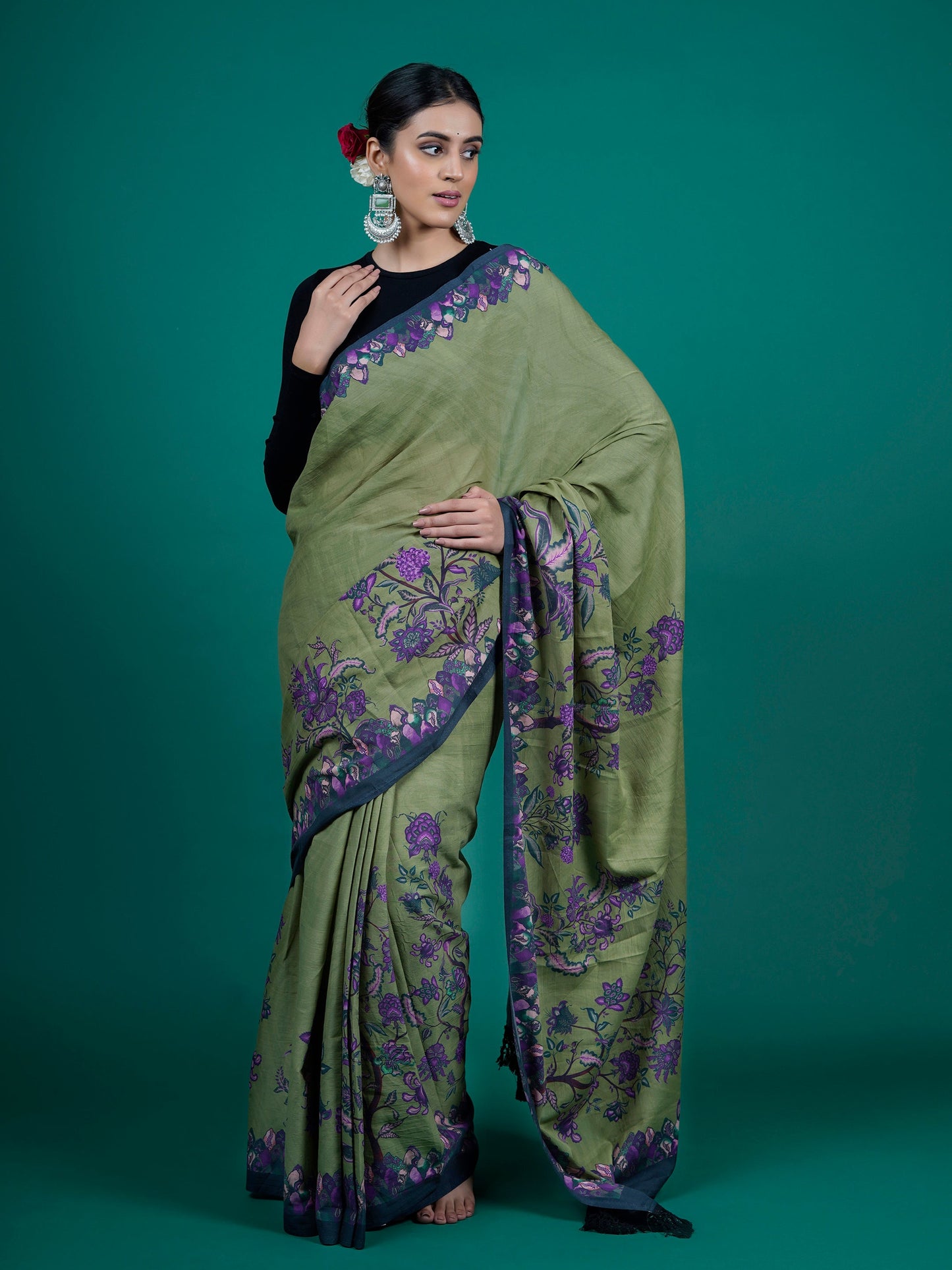 Buta Buti Green Color Floral Printed Pure Cotton Saree With Unstitched Blouse And lace