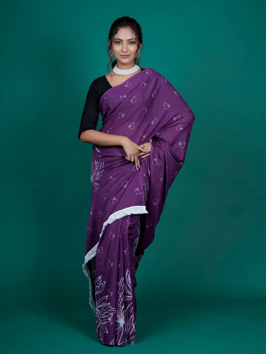 Buta Buti Floral Printed Cotton Tasseled Saree