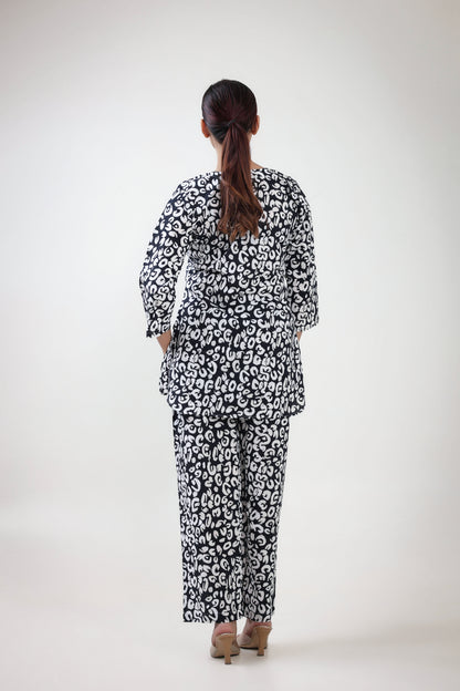 Black dot printed coordset