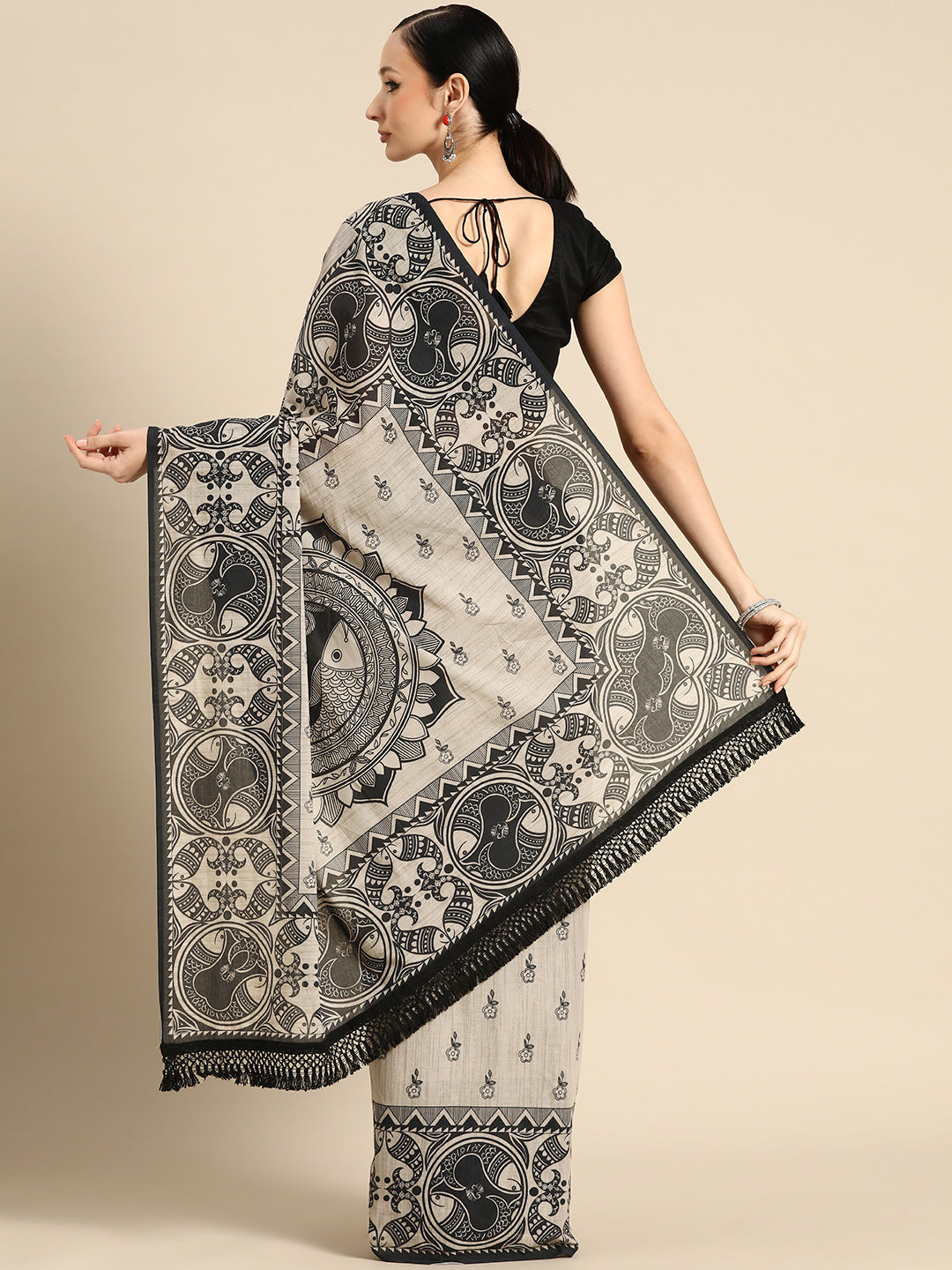 Buta Buti Cream Colour Floral Printed Pure Cotton Saree With Unstitched Blouse And Lace