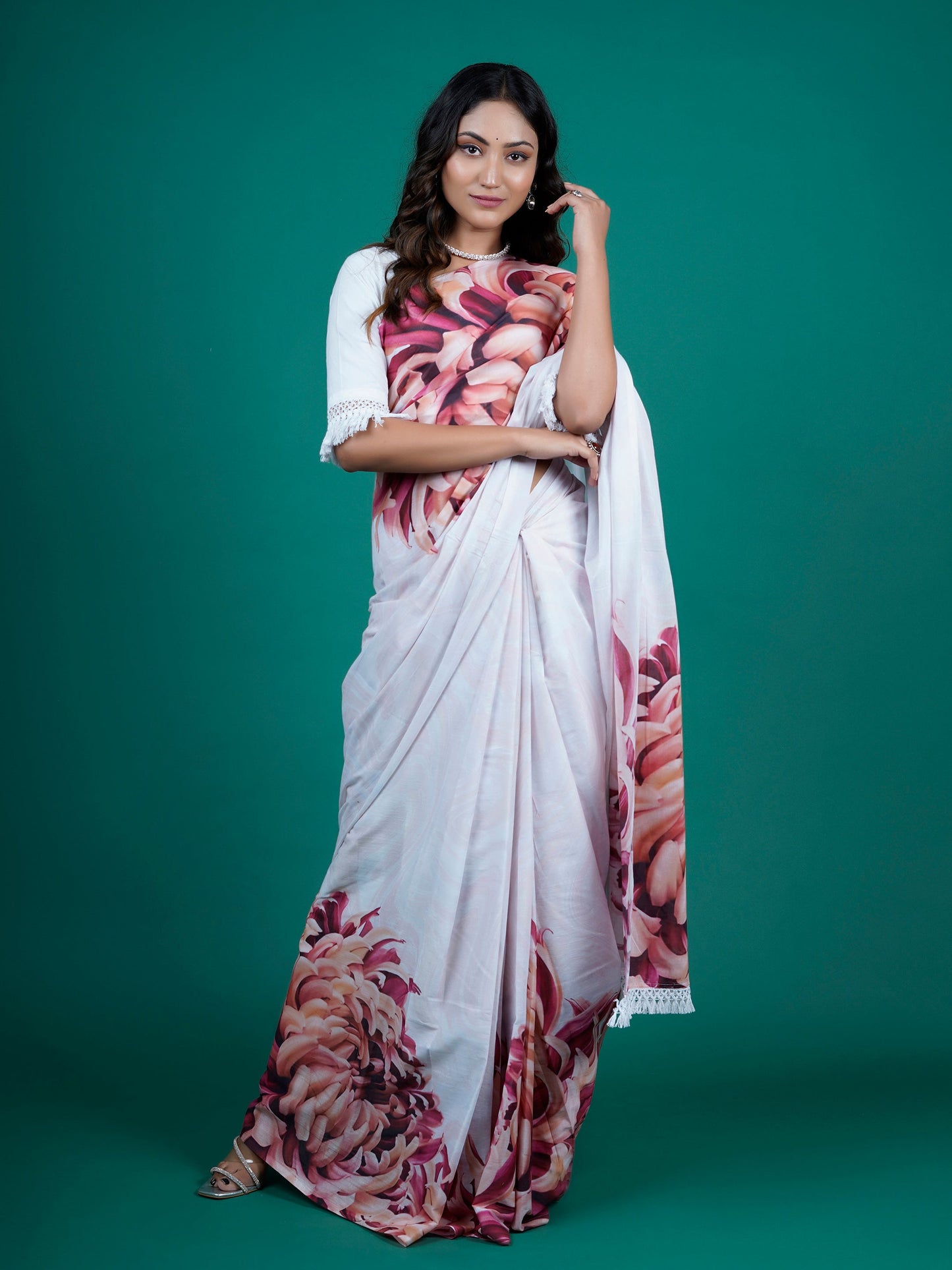 Buta Buti White Color Floral Printed Pure Cotton Saree With Unstitched Blouse And lace