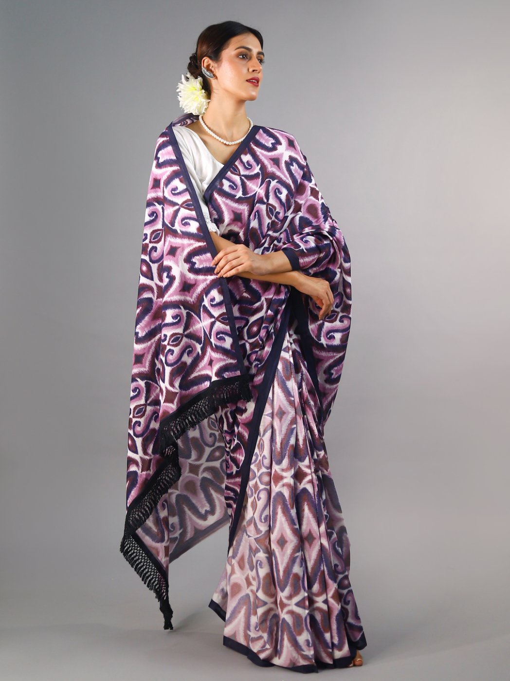 Buta Buti Purple Colour Tie and Dye Printed Pure Cotton Saree With Unstitched Blouse And Lace