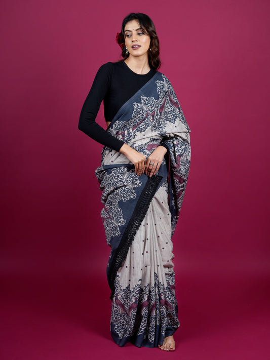 Buta Buti Ethnic Printed Cotton Saree With Tassels Embellishment