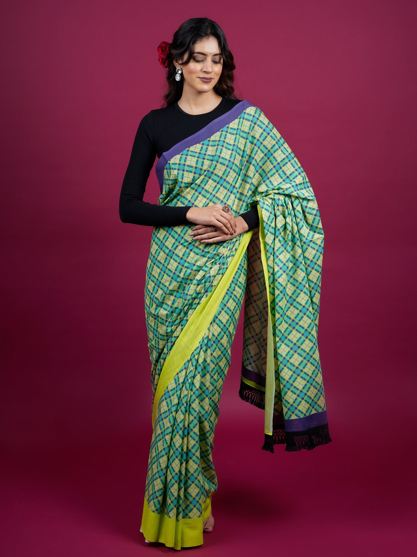 Buta Buti Checked Printed Cotton Saree With Tassels Embellishment