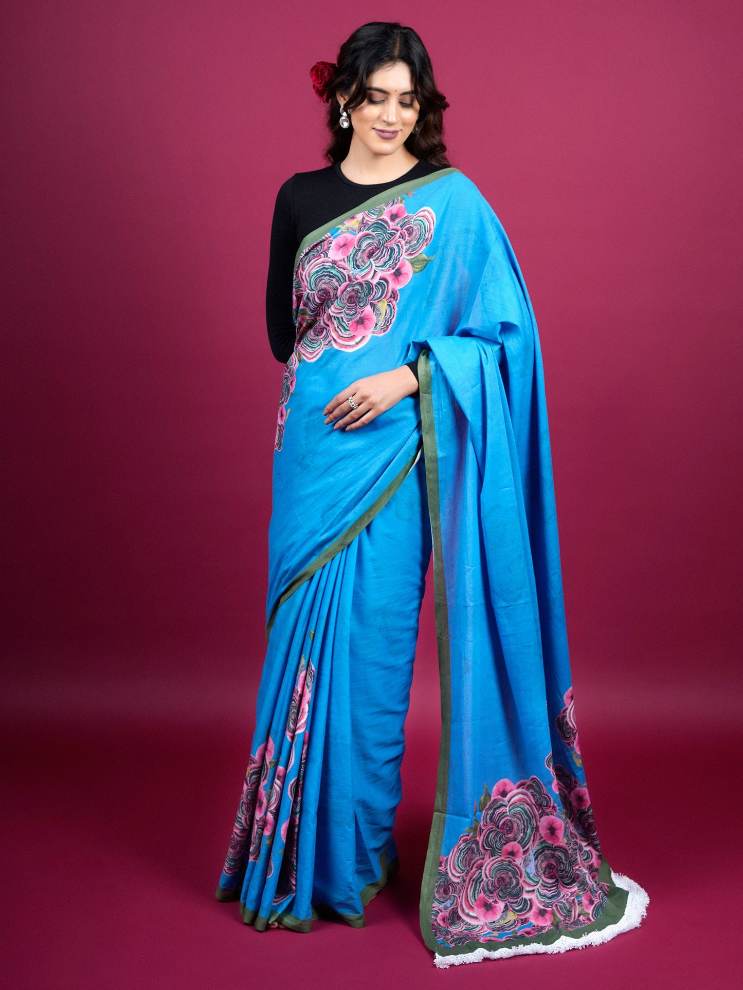 Buta Buti Floral Printed Cotton Saree With Tassels Embellishment