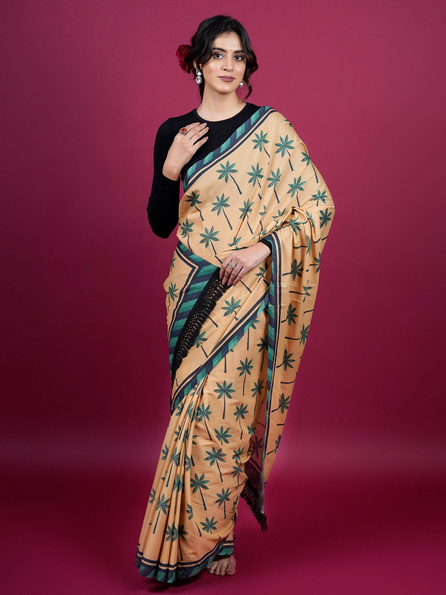 Buta Buti Botanical Printed Cotton Saree With Tassels Embellishment